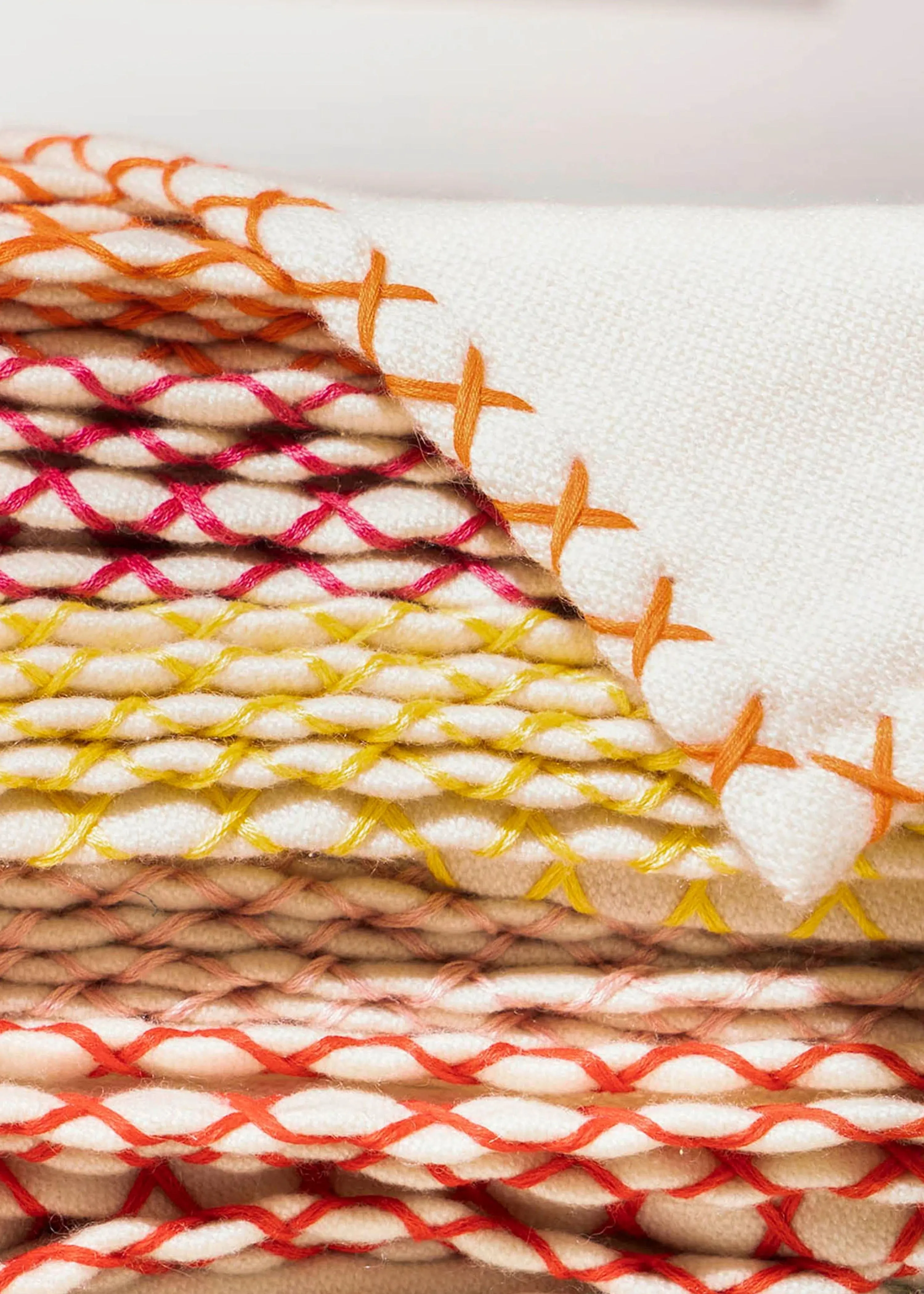 Classic Reversible Blanket in Cashmere