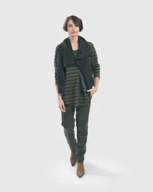 Cozy Crop Boucl Vest, Forest by ALEMBIKA