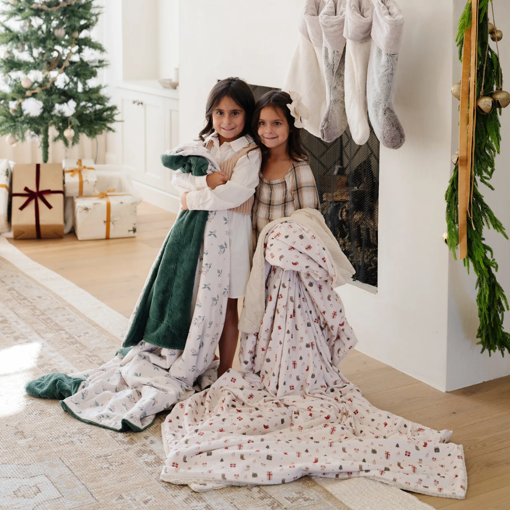 HOLIDAY MINKY/LUSH XL BLANKETS