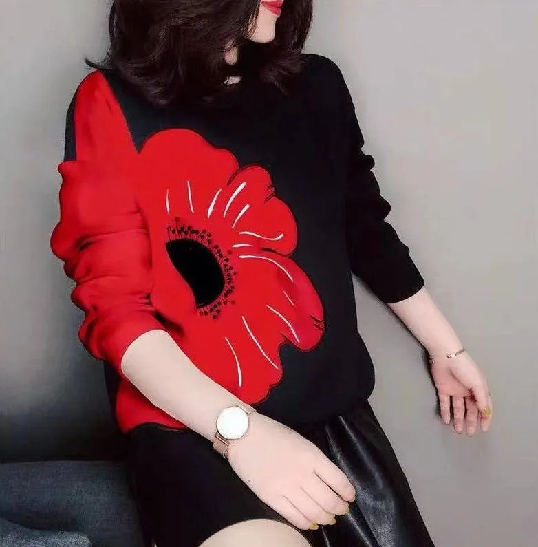 Two-Colored Sweater With Flower Pattern