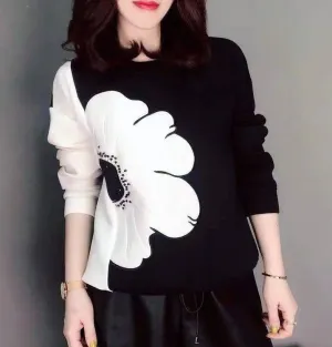 Two-Colored Sweater With Flower Pattern